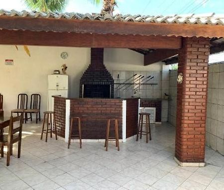 Apartamento 2 Quartos A 5 Minutos A Pe Da Praia Da Enseada กัวรูจา ภายนอก รูปภาพ