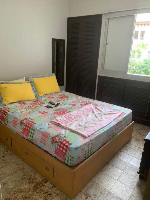 Apartamento 2 Quartos A 5 Minutos A Pe Da Praia Da Enseada กัวรูจา ภายนอก รูปภาพ